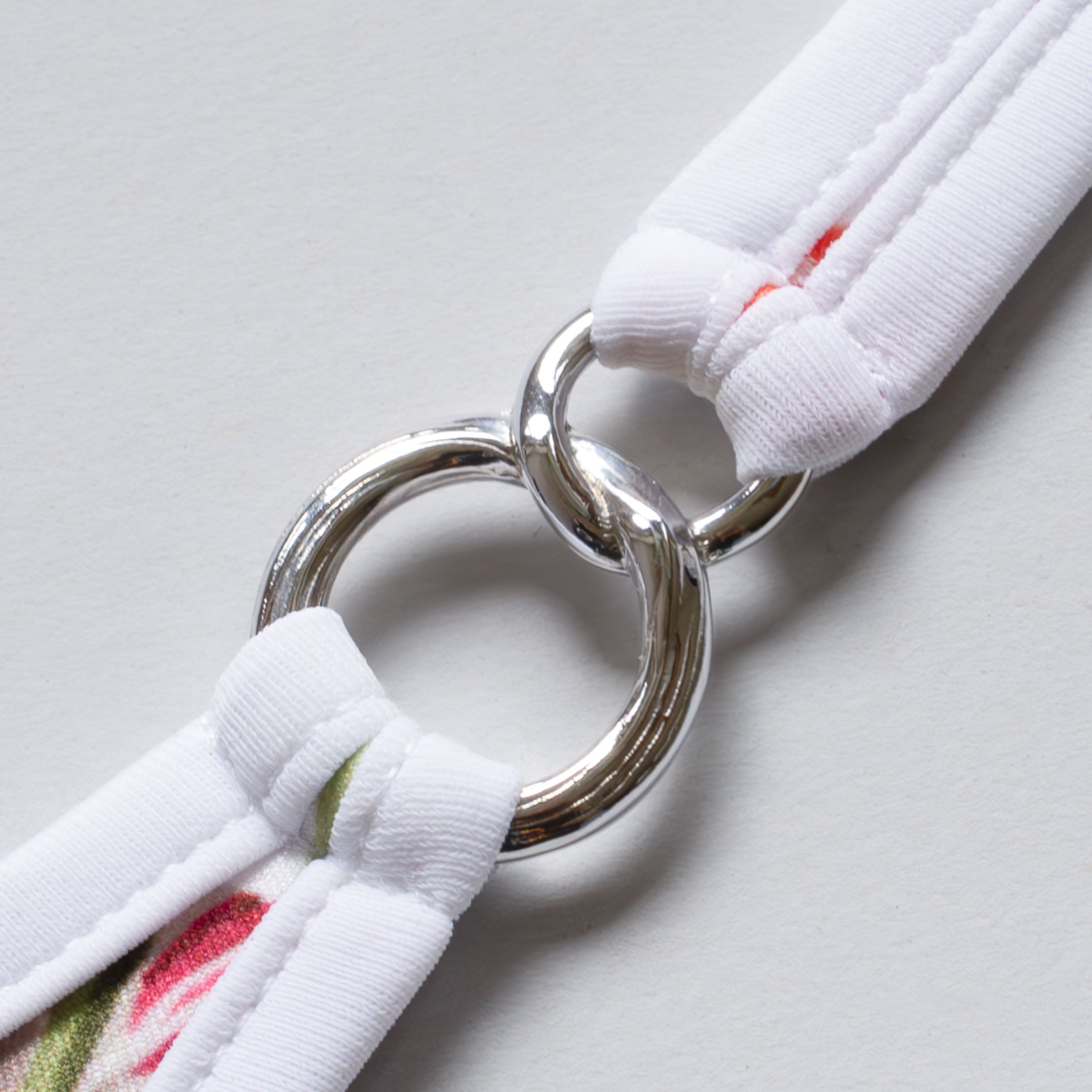 sexy Bikini mit Scrunch Tanga silbernen Ringen - sexy Bikini scrunch thong Lucky Cheeks