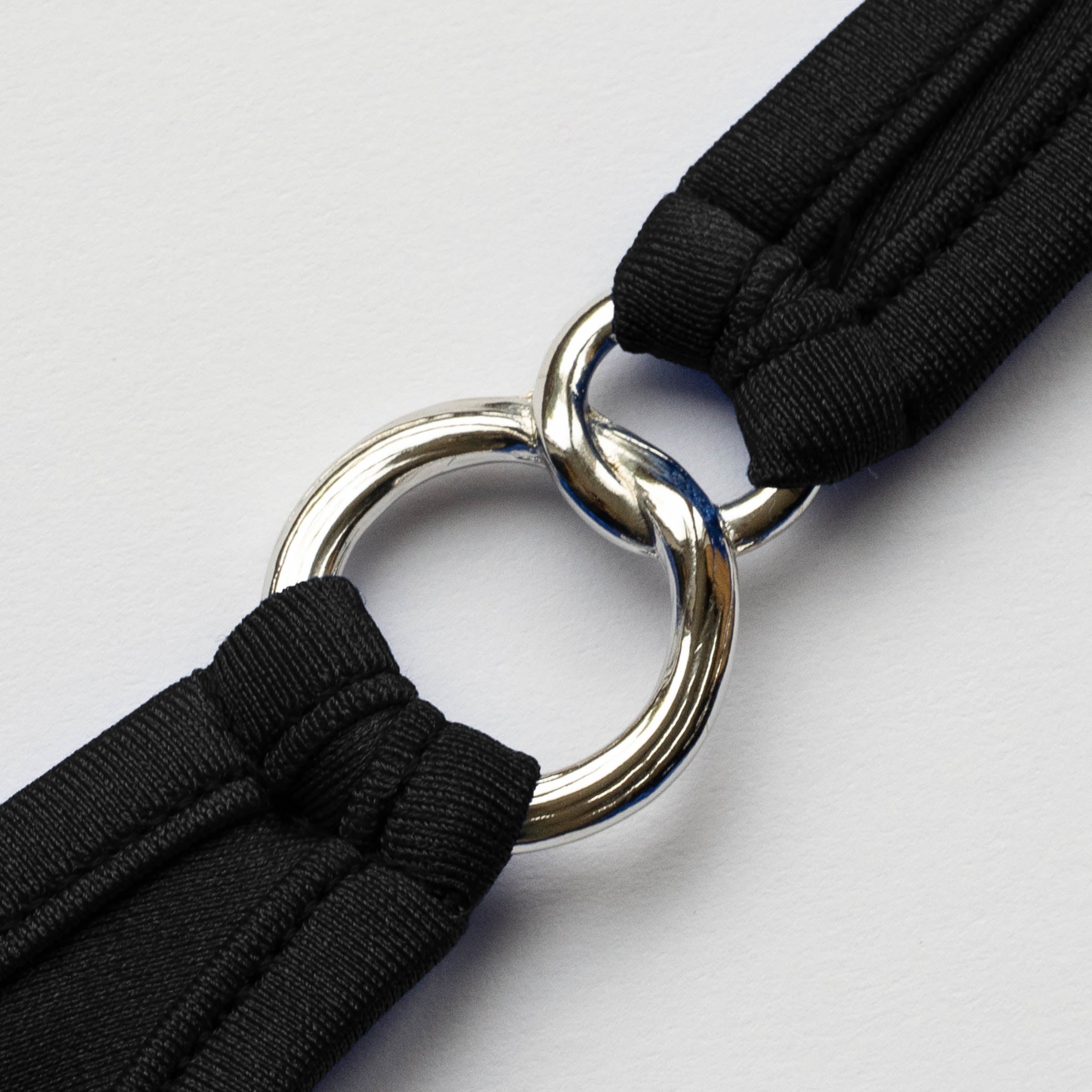 Silberner Schmuck Element vom Bikini Tanga Black Beauty - silver ring from bikini thong