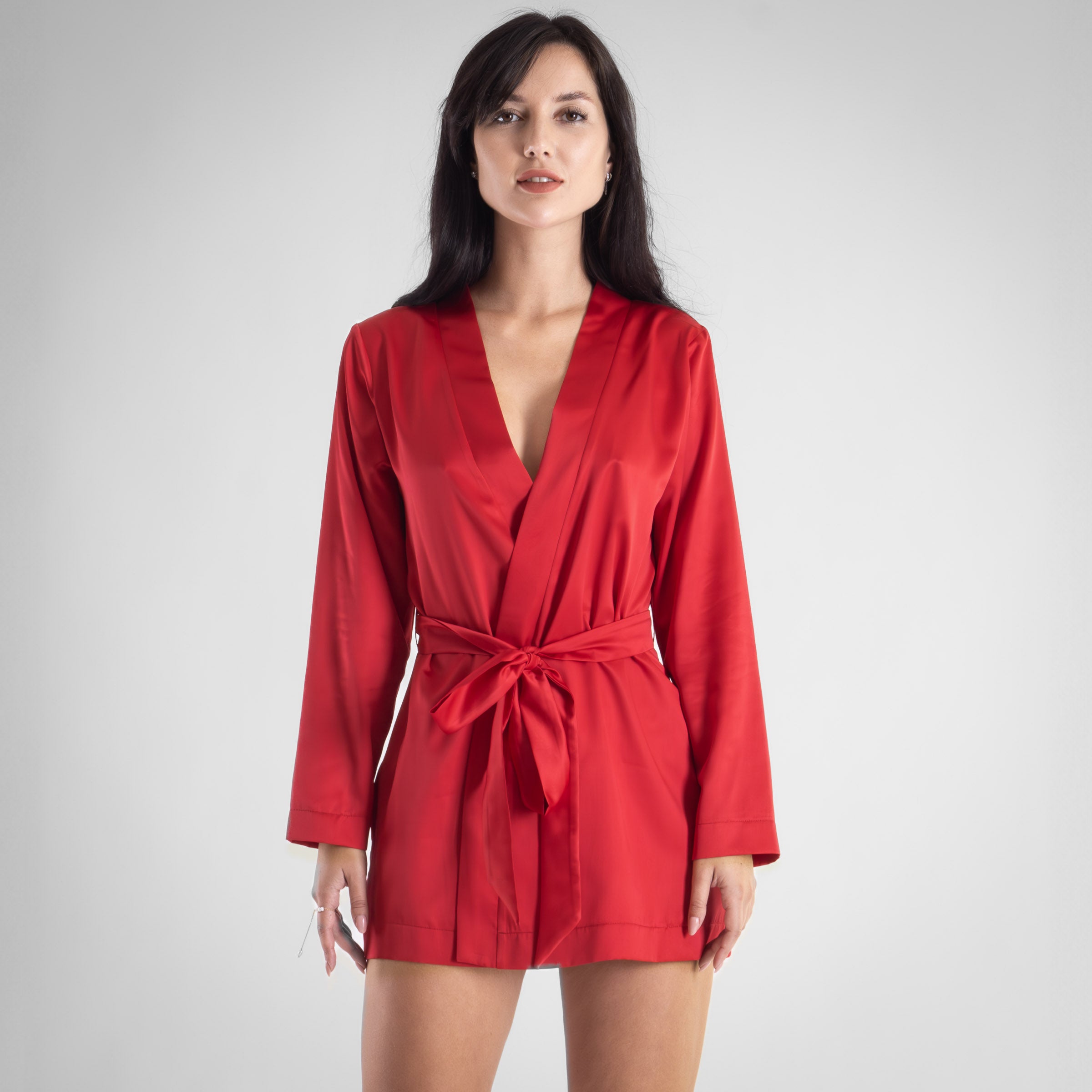 Sexy roter kurzer Kimono aus Satin - Lucky Cheeks lingerie - Classy red short robe made of satin