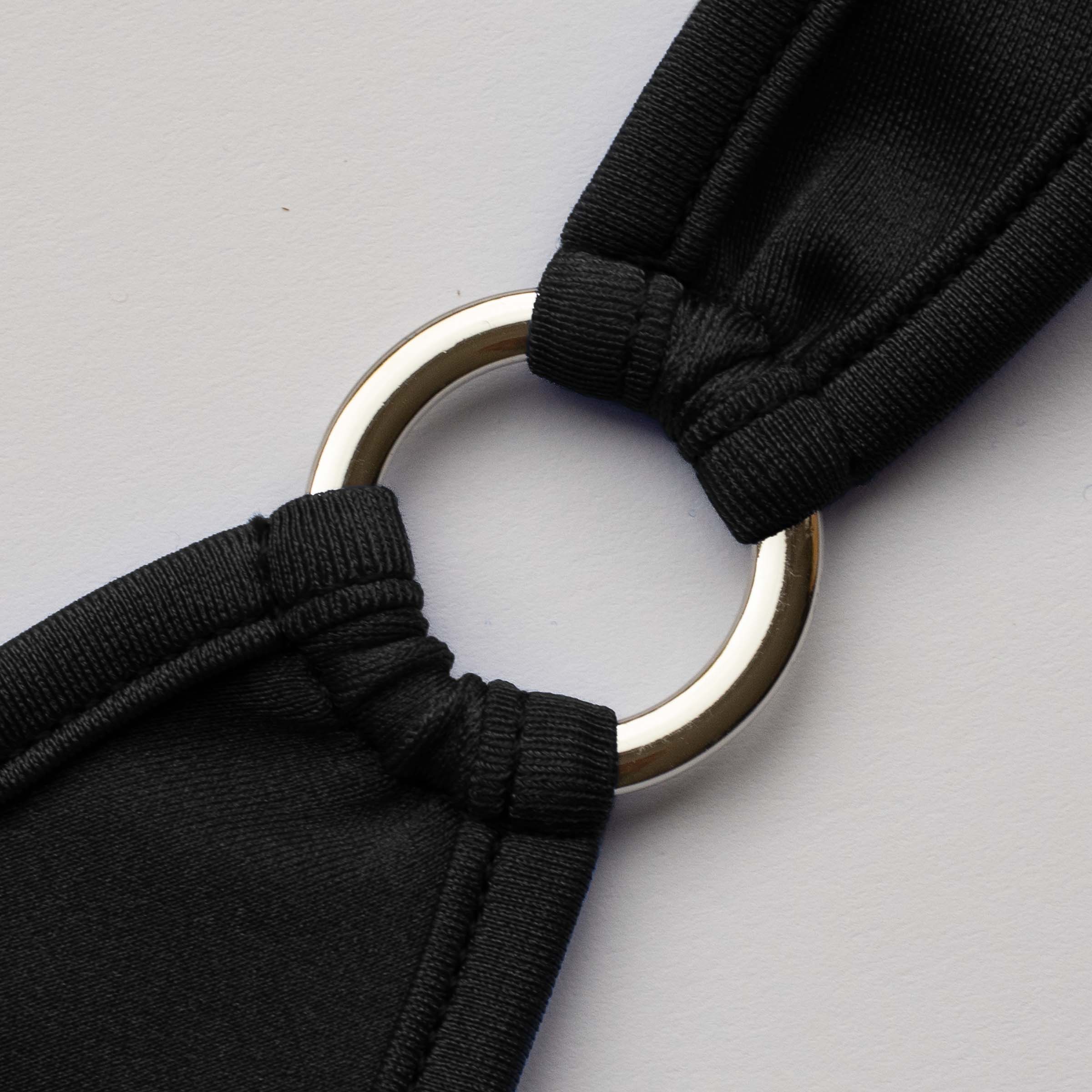 Silberner Ring des String Tanga Bikini Black Beauty - silver ring from black bikini thong